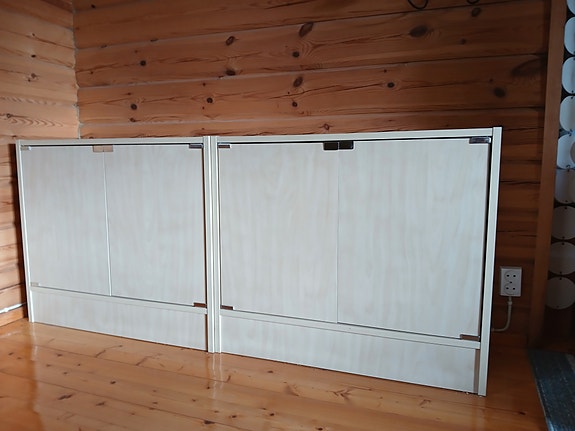 2 lipastoa / senkkiä