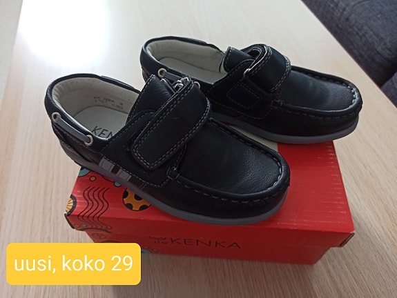 uusi lasten kesä-kengät, koko 29