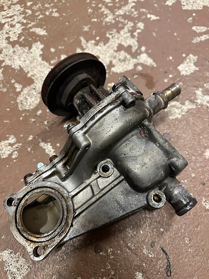 Audi/VW vesipumppu