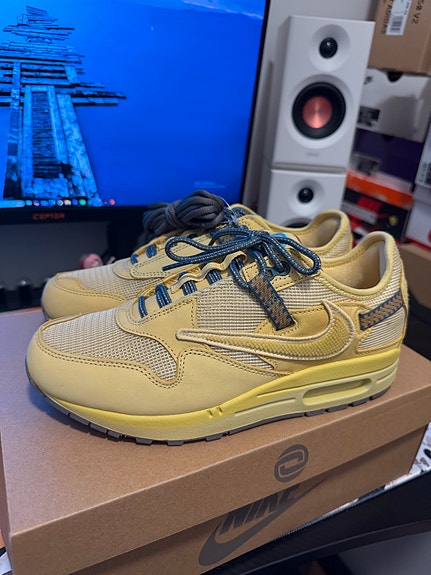 Nike air max 1 travis scott