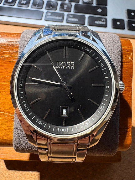 BOSS Circuit 1513730 miesten tyylikäs pukukello