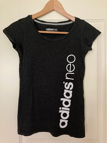 Adidas neo t-paita, koko xxs