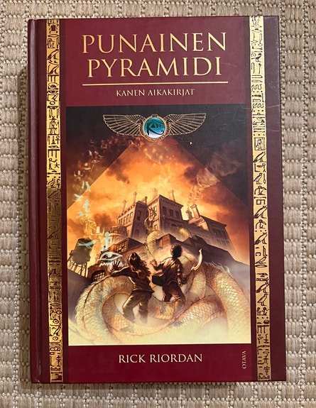 Punainen pyramidi, Kanen aikakirjat 1.