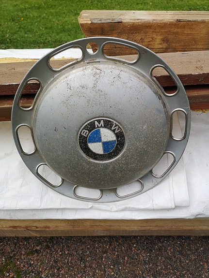 BMW pölykapseli