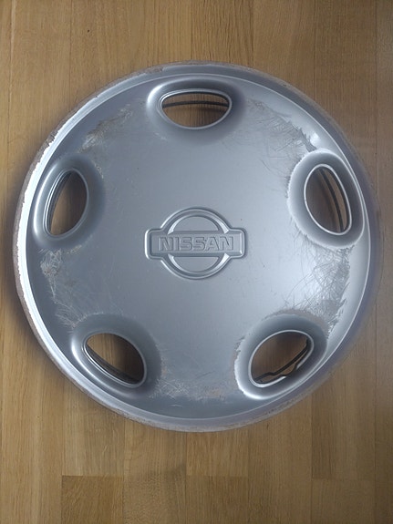 Nissan 13" pölykapseli