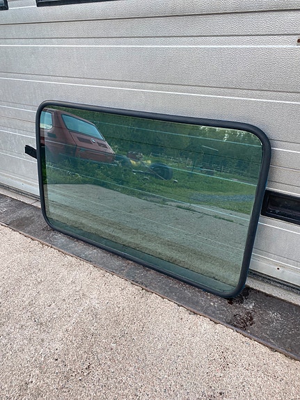 Citroen Jumper liukuoven ikkuna