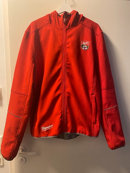 Milwaukee takki