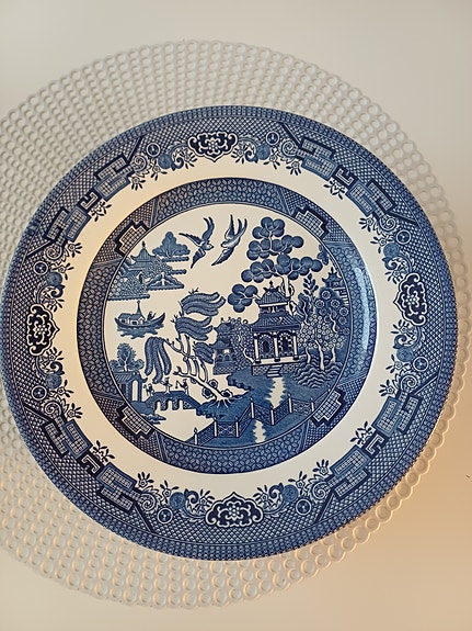 Churchill Blue Willow ruokalautanen
