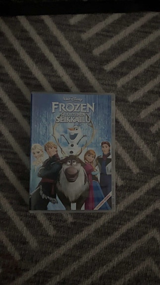 Frozen huurteinen seikkailu -elokuva