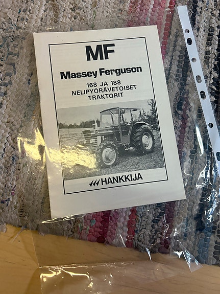 Massey Ferguson 168 ja 188 nelipyörävetoiset traktorit