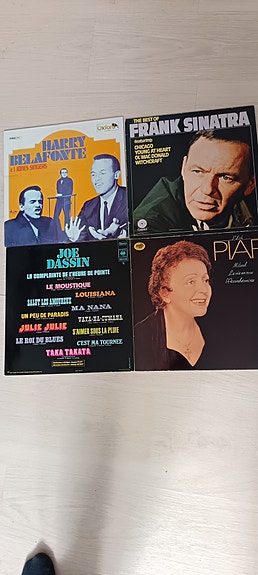 LP levyt vinyyliä