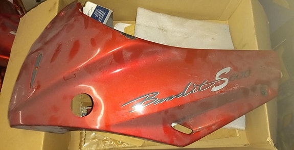 Suzuki Gsf600s Bandit 600 sivukatteet