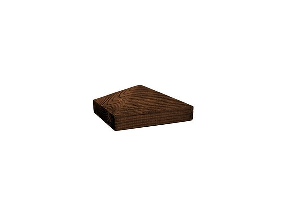 Tolpanhattu Pyramidi K380 123x123x50mm 100 mm tolpalle, 2 eri väriä - Ruskea