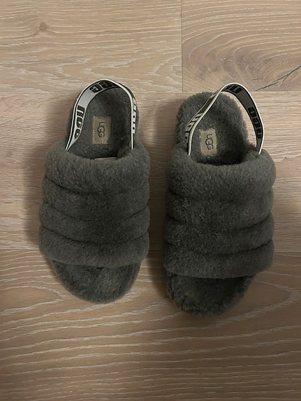 UGG sandaalit / karvasandaalit / koko 37