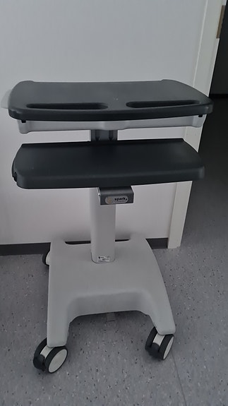 Mobiili tietokone pöytä