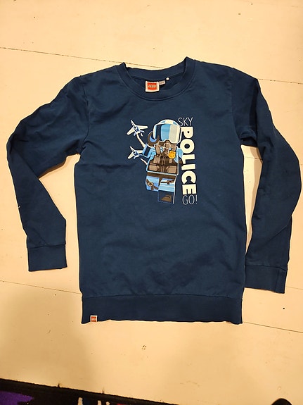 Pitkähihainen Lego paita koko 134/140