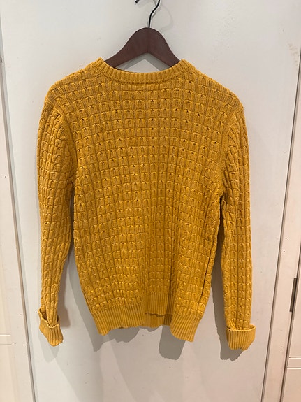 Raikkaan keltainen H&M L.O.G.G. -neule (S) – piristystä arkeen!