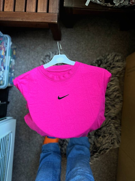 Naisten pinkki Nike T-paita luonnollinen, 100% puuvillaa