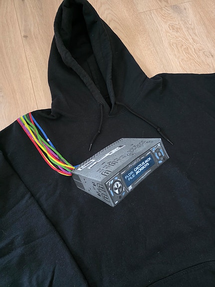 Product image 2 of 4