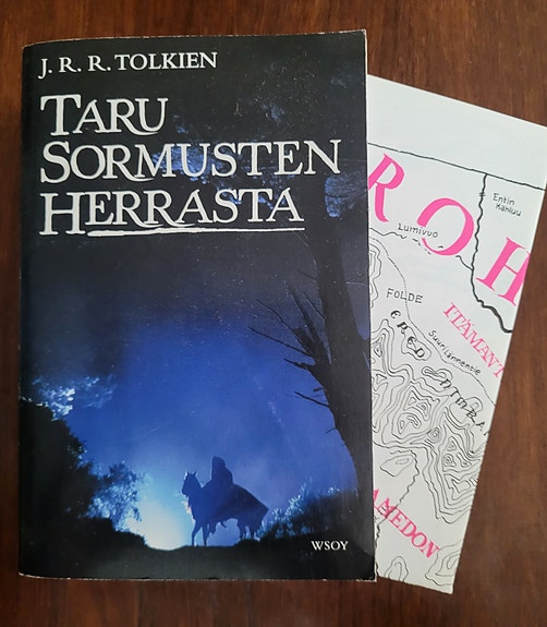 Taru sormusten herrasta + kartta
