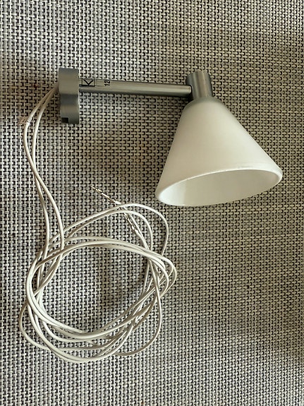Lamppu 12V, 20w, kiinnitettävä!