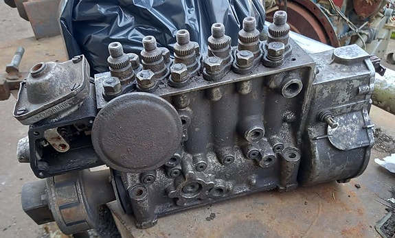 Scania syöttöpumppu varaosiksi