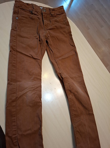 Minimo ruskeat farkut koko 134