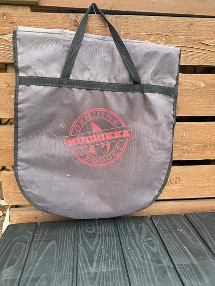 Muurikka pannun säilytyslaukku