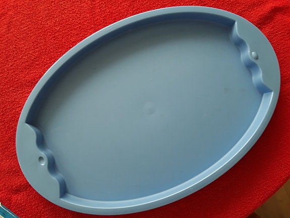 Tupperware tarjoilu astia.