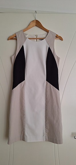 DKNY mekko