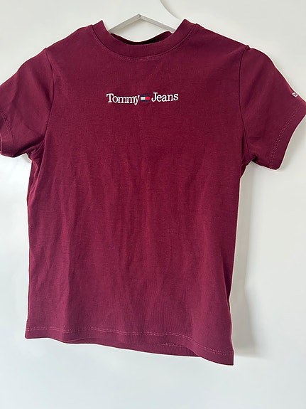 Tommy Hilfiger t-paita
