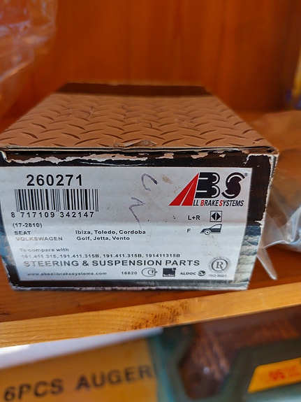 Kasa osia VW golf III SEAT vento  ym.