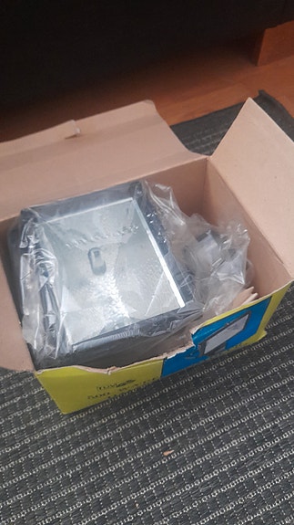500w halogeeni valaisin liiketunnistimella