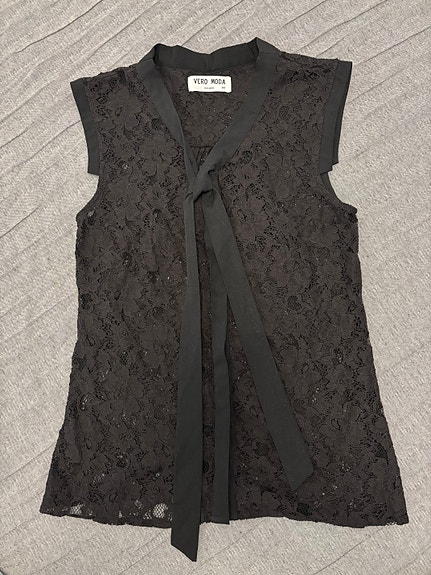 Vero Moda pitsinen toppi