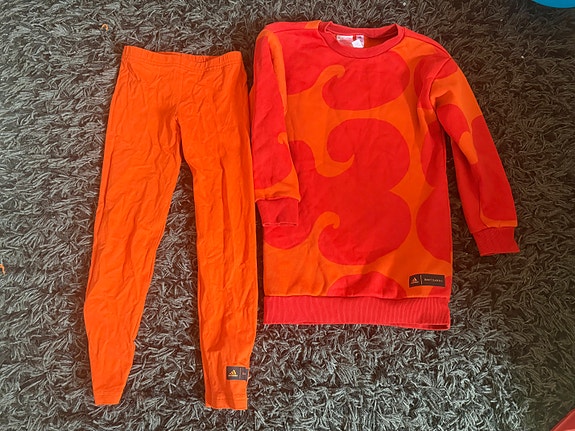 Adidas/Marimekko 128