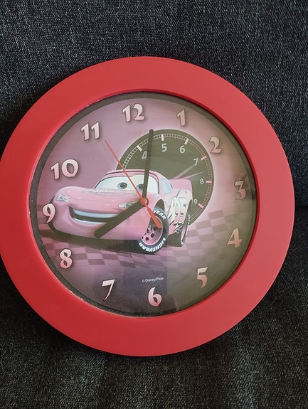 Disney autot seinäkello