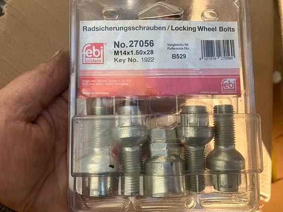Audi/VW/Seat/Skoda/Mercedes-Benz Lukkopulttisarja M14 X 1.5 X 29
