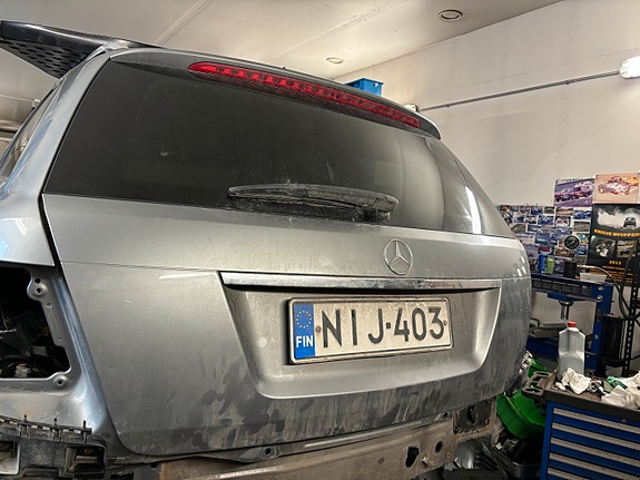 Mercedes C 200 cdi w204 vm.11 farmarin facelift takaluukku  A2047400105