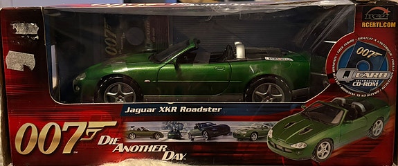 1/18 007 Jaguar XKR Roadster Pienoismalli