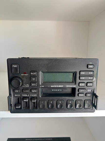 Volvo V70 mk1 radio