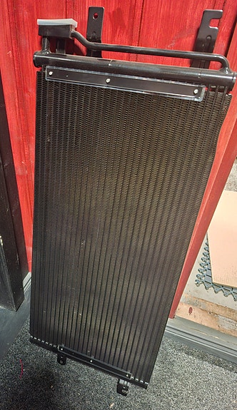 Volkswagen Transporter ilmastoinnin lauhdutin