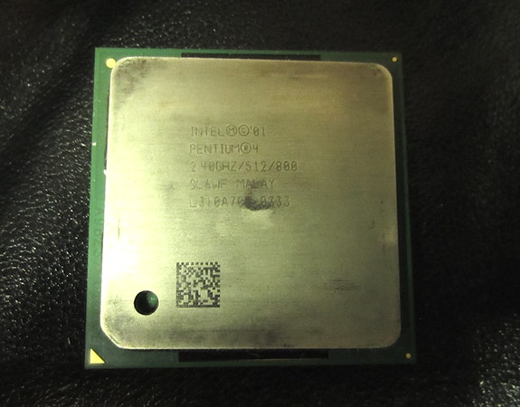 Intel Pentium 4 2.40 GHZ/512/800 prosessori