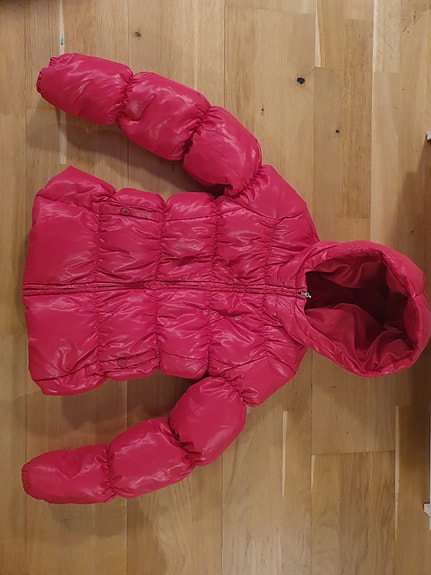 Tyttöjen Benetton untuvatakki, koko 150