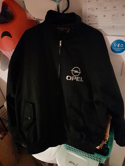 Miesten opel takki
