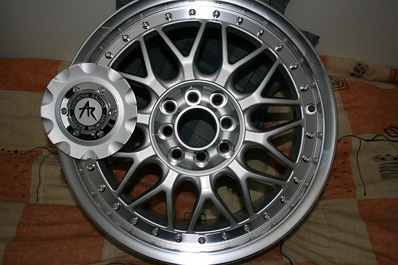 American Racing erikoisvanne BX1675
