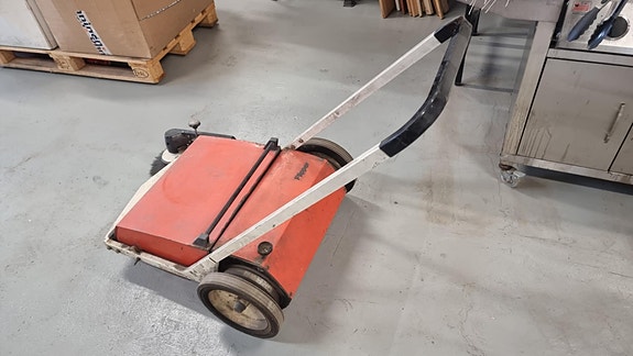 Hako flipper lakaisukone