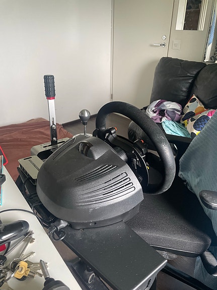 Thrustmaster simu setti
