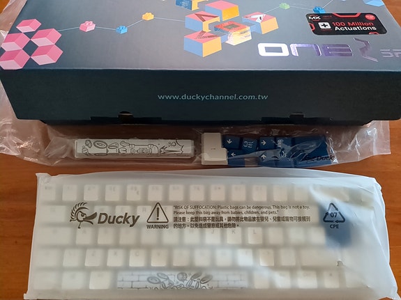Ducky One 2 SF Cherry MX Speed Silver