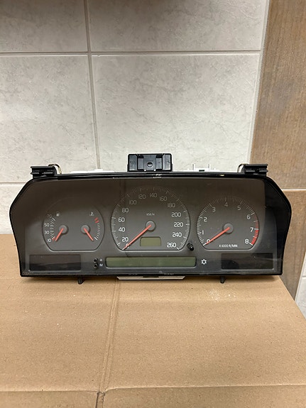 Volvo C70 mk1 mittaristo