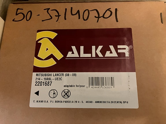 Mitsubishi Lancer Oikea/Vasen Takavalo 08-